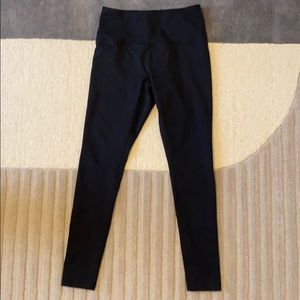 Zella leggings in medium.